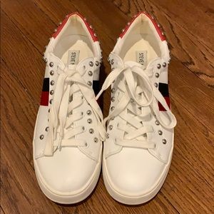 Steve Madden Trendy Sneakers